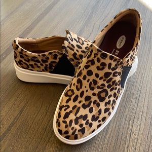 Slip-on Leopard Sneaker